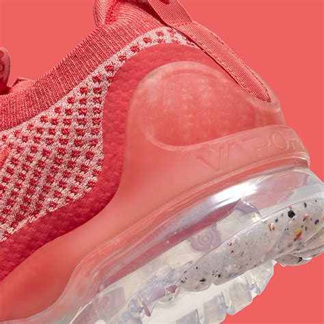 Nike Vapormax Flyknit 2021 Team Red