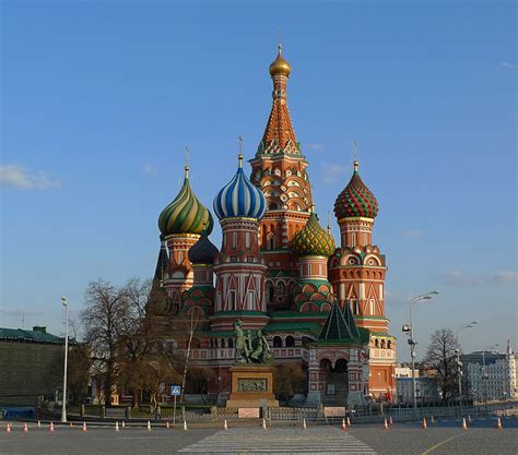 10 Most Famous Russian Buildings Artst