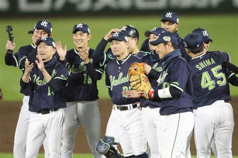 ヤクルト・青木 悲願の日本一に涙 39歳、チーム在籍計12年目― スポニチ Sponichi Annex 野球