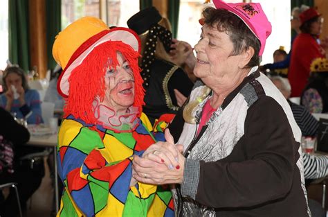 Prinzenpaar Zu Besuch Seniorenfasching Im Haus Am See In W Stenahorn