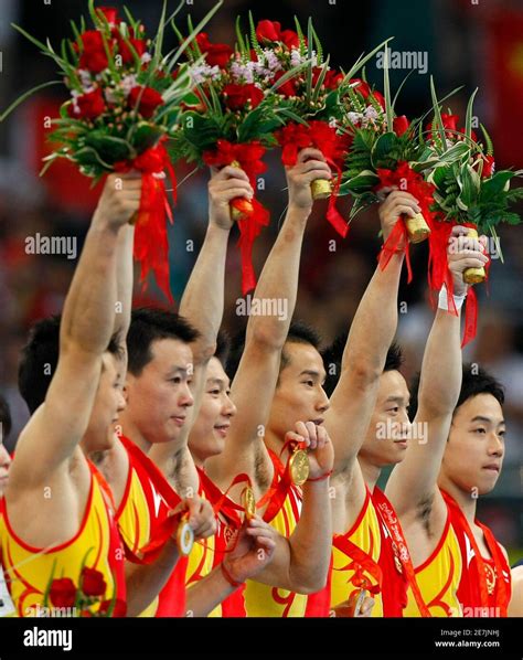 Chinese gymnastics team hi-res stock photography and images - Alamy