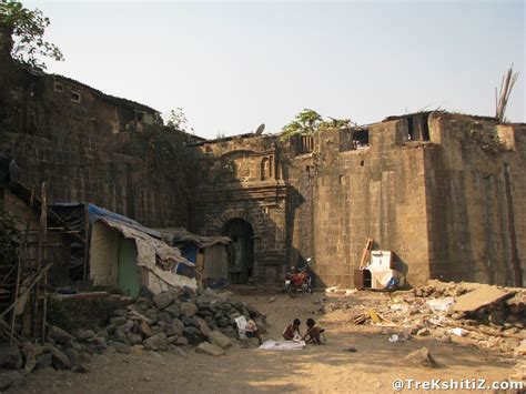 Mahim Fort - Photo book