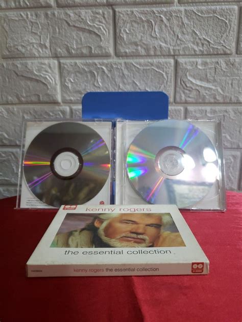 CD 2 CD 2006 KENNY ROGERS THE ESSENTIAL COLLECTION Hobbies