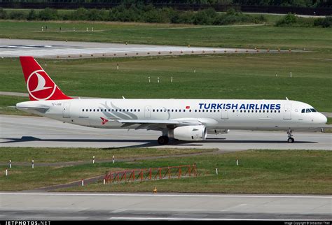 TC JSG Airbus A321 231 Turkish Airlines Sebastian Thiel JetPhotos