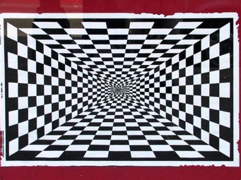 Depth Perception Optical Illusion