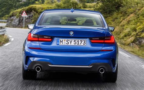 Novo BMW Série 3 2019 fotos e especificações oficiais