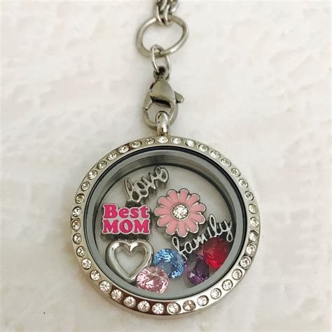 Best Mom Memory Locket For Mothers Day Memory Locket Locket Best Mom