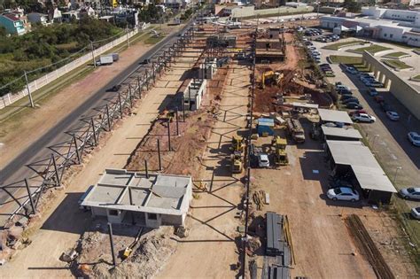 Terminal De ônibus E Nova Praça Estão Em Obras No Tatuquara