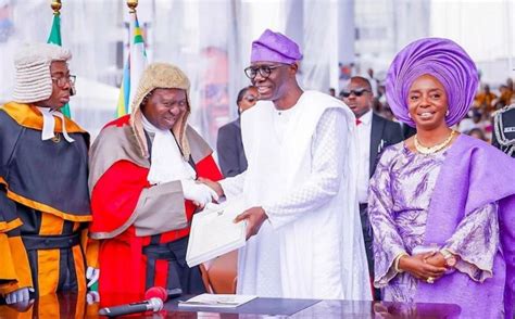 Sanwo Olu Takes Oath Of Office For Second Term Radio Lagos 107 5fm