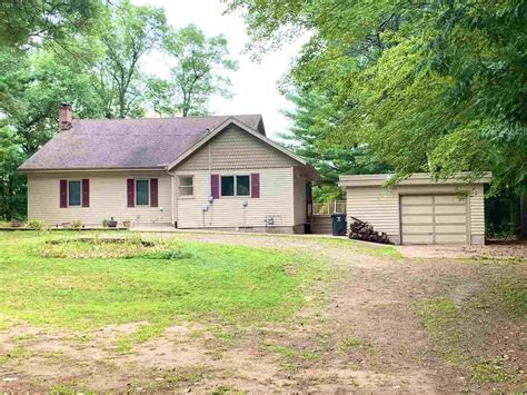 W5181 Lulu Lake Dr Shawano Wi 54166 Mls 50228458 Redfin