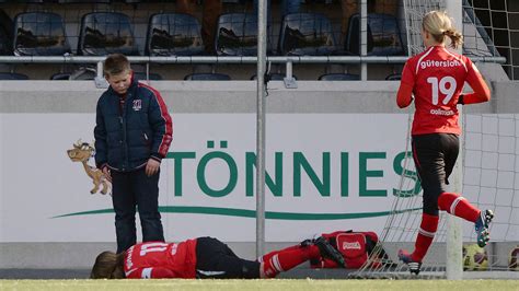 Pokal Spiel Zwischen Frankfurt Und Bayern Live Im TV DFB Deutscher