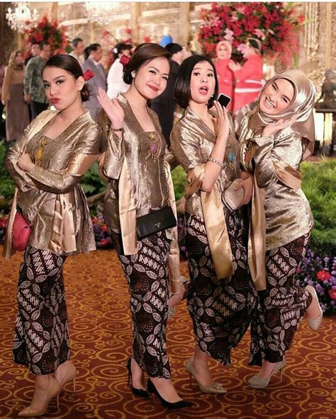 Inspirasi Model Baju Kebaya Pagar Ayu Pengantin Muslimah Modern