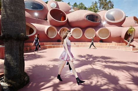 BETAK CHRISTIAN DIOR CRUISE 16 PALAIS BULLES Christian Dior Bureau