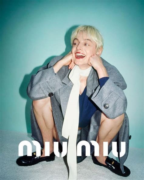 Emma Corrin Nude And Leaked Pics Of Short Haired Bigender 95 Photos The Fappening