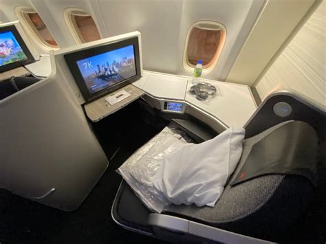 Air Canada Boeing 777 200lr Signature Business Class Review