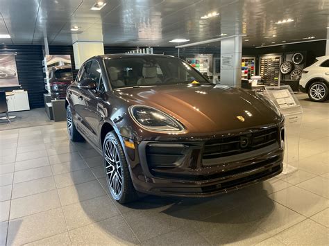 New Macan Colour Copper Ruby Metallic Page Porsche Macan Forum