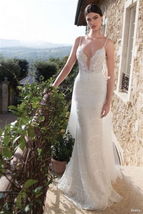 60 Seductive And Elegant Plunging Neckline Wedding Dresses Weddingomania