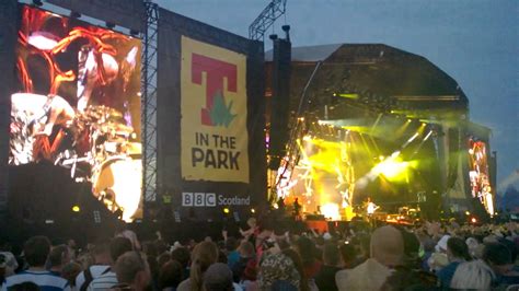 T In The Park Biffy Clyro The Captain Youtube