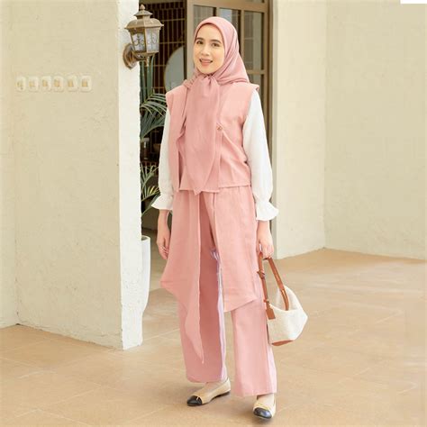 Jual Lozy Hijab Nami Set One Set Vest Rompi Linen Shopee Indonesia