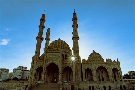 Premium Photo Capture Of Heydar Mosque In Baku Azerbaijan Religion