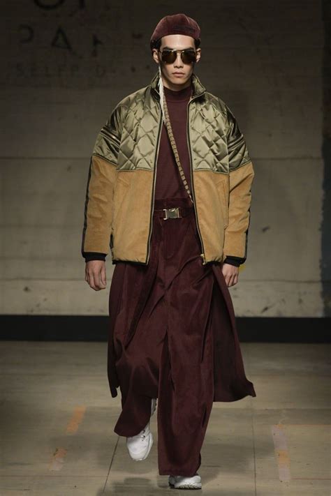 The Complete Astrid Andersen Fall Menswear Fashion Show Now On