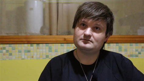 Jo cacciato di casa perché gay Oltraggio a Geova