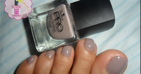 Encantada por Esmaltes Unhas do Pé Nude Claro