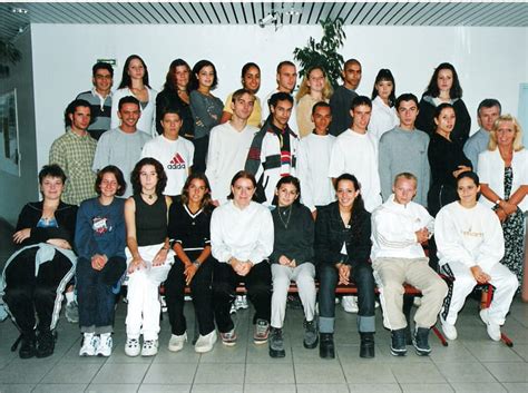 Photo De Classe Re Ann E De Bac Pro Compta De Ecole Pont Neuf