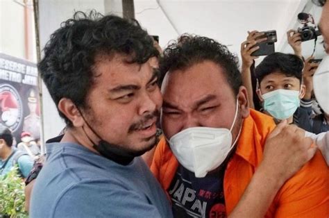 Ananta Rispo Peringatkan Teman Agar Tak Pinjamkan Uang Untuk Fico