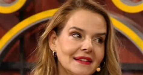 Andrea Hoffman Se Emociona Con Tema Del Cáncer En Matinal De Tvn Por