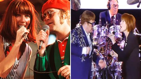 Elton John and Kiki Dee reunite at his farewell US show for 'Don't Go Breaking My Heart' - Gold