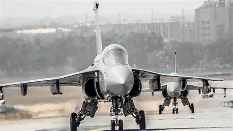 With depleting squadron strength, IAF places order for 83 Tejas ...