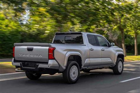 SR5 Vs TRD Sport Comparing Tacoma Trim Levels Four Wheel Trends