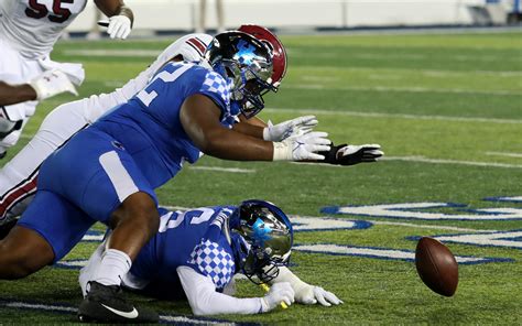 LSU Transfer Target DL Justin Rogers Announces Commitment to SEC Foe
