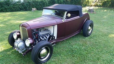 traditional  ford roadster  hamb