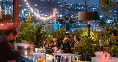 10 Coolest Bars in Los Angeles