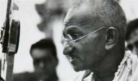 La historia de la huelga de hambre que convirtió a Mahatma Gandhi en un