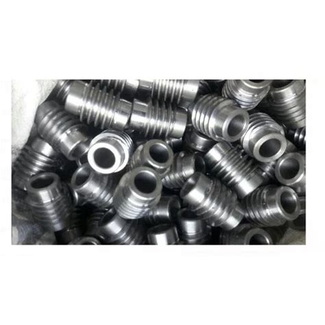 Silver Industrial Worm Gear At Best Price In Rajkot Jeelva Engineering