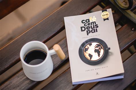 Autor do Best Seller Café Deus Pai Junior Rostirola é presença