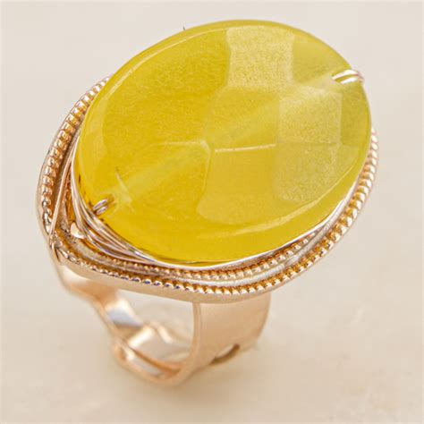 Anel Com Pedra Amarela - Anel bordado a mão com pedra natural jade amarela, folheado em ouro 18k ...