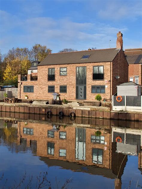 Canal Side House Graham Hogg Geograph Britain And Ireland