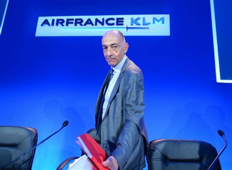 Le PDG d Air France KLM présente son plan stratégique en conseil d