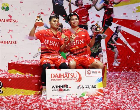 GANDA PUTRA BULUTANGKIS LEO DANIEL JUARA INDONESIA MASTERS 2024 Salam