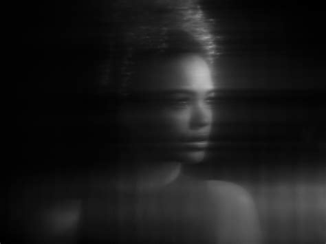 How to Tell the Difference Between Sadness, Grief, and Depression | SELF