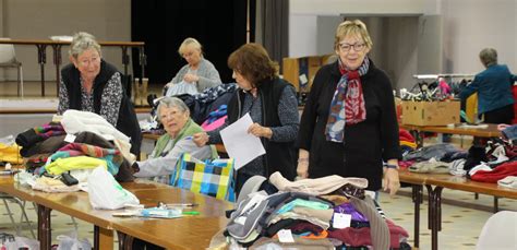 Tullins fures La bourse aux vêtements automne hiver ouvre ce week end