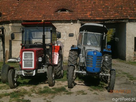 Zdjęcie traktor Ursus C 4011 i C 360 id 516676 Galeria rolnicza agrofoto