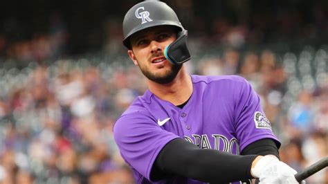 Kris Bryant Injury Update Rockies Star Returns To Il With Back Issue