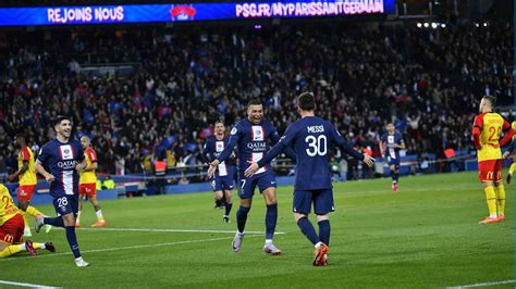 Hasil Psg Vs Rc Lens Kylian Mbappe Dkk Menang Telak 3 1