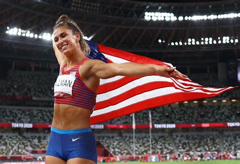 Olympics Athletics American Allman All Smiles After Winning Discus Gold