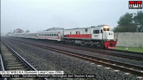 Kereta Api Ngebut Di Pagi Hari Hunting Kereta Api Di Timur Stasiun